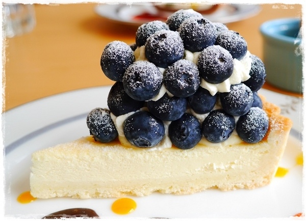 Arrow Tree 亞羅珠麗(阪急店):【台北◍•ᴗ•◍信義】捷運市政府站✯統一阪急美食・ARROW TREE台灣亞羅珠麗下午茶食記|來自日本兵庫縣奢華的水果甜點