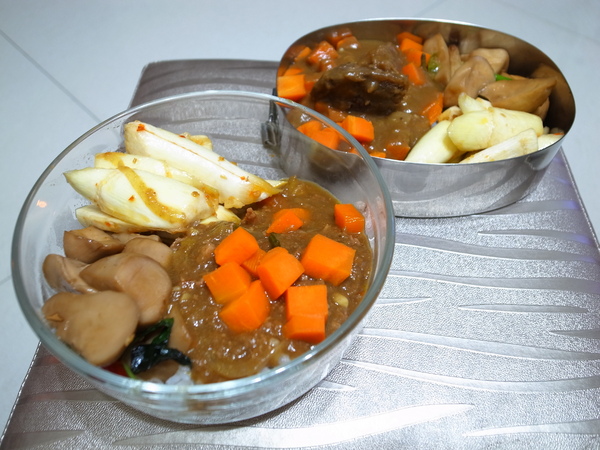 咖哩巨匠：＜宅配＞咖哩巨匠．小魔女咖哩調理包