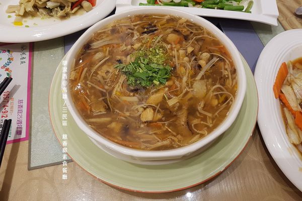 【高雄/三民區】慈香庭素食餐廳