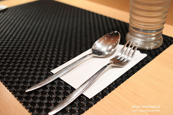 Tokyo curry 東京咖哩:『食記』台北市.大安區.東區.明曜百貨.東京咖哩 Tokyo Curry(心中第一名)