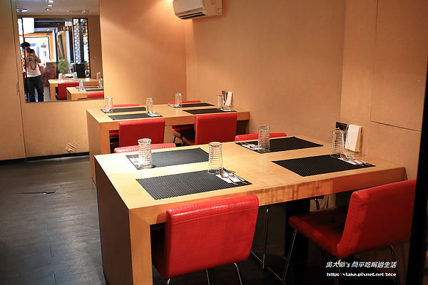 Tokyo curry 東京咖哩:『食記』台北市.大安區.東區.明曜百貨.東京咖哩 Tokyo Curry(心中第一名)