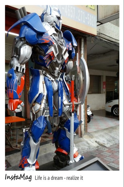 三塊厝肉圓嫂：【高雄美食]】變形金剛柯博文~三塊厝肉圓嫂