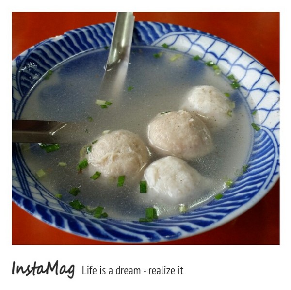 三塊厝肉圓嫂：【高雄美食]】變形金剛柯博文~三塊厝肉圓嫂