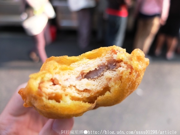 三民街老店燒馬蛋：【美食特搜。高雄三民區】三民街老店燒馬蛋。咀嚼口勁回味無窮 十塊錢銅板價美食