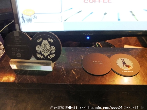 APEULS COFFEE 雅裴詩咖啡：【美食特搜。高雄新興區】雅裴詩咖啡。藏身地底的咖啡館 濃郁咖啡香味徜徉捷運站內