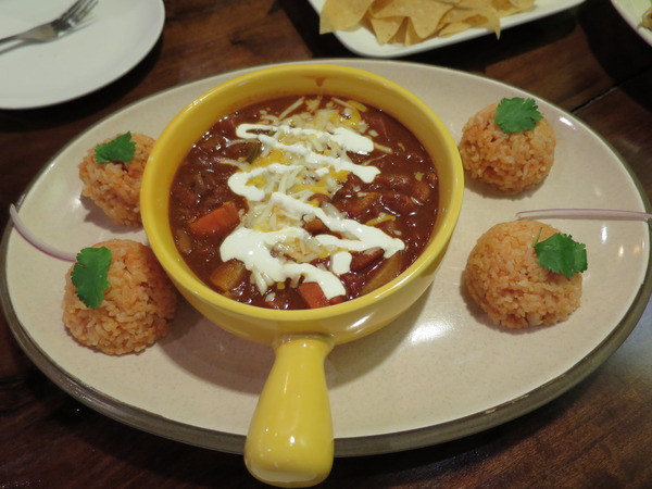 Panchos 帕喬斯墨西哥廚房：歡欣相聚健康美食~ .. 帕喬斯墨西哥廚房