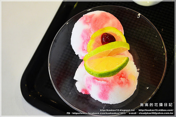 枝仔冰城(高雄直營店)：【高雄】新興區。枝仔冰城 旗山香蕉冰（民生店）