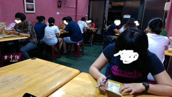 泰國料理現炒小吃店:【高雄/食﹡新興】巷弄隱藏版平價美食.新興市場泰美味.泰國料理現炒小吃店