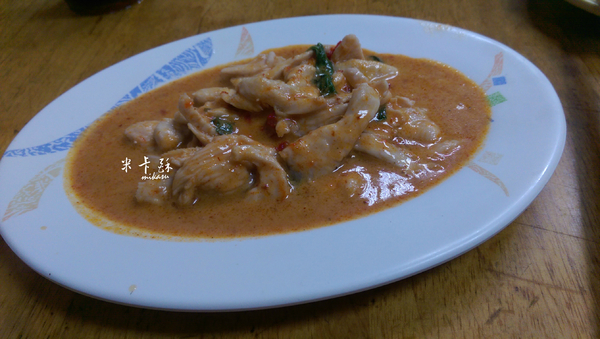 泰國料理現炒小吃店:【高雄/食﹡新興】巷弄隱藏版平價美食.新興市場泰美味.泰國料理現炒小吃店