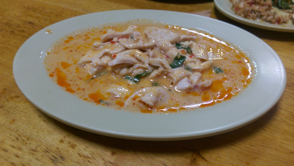 泰國料理現炒小吃店:【高雄/食﹡新興】巷弄隱藏版平價美食.新興市場泰美味.泰國料理現炒小吃店