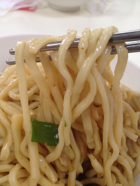 大牛牛肉麵:<小吃>大牛牛肉麵-紅燒湯頭大碗滿意~撐破肚皮也要吃