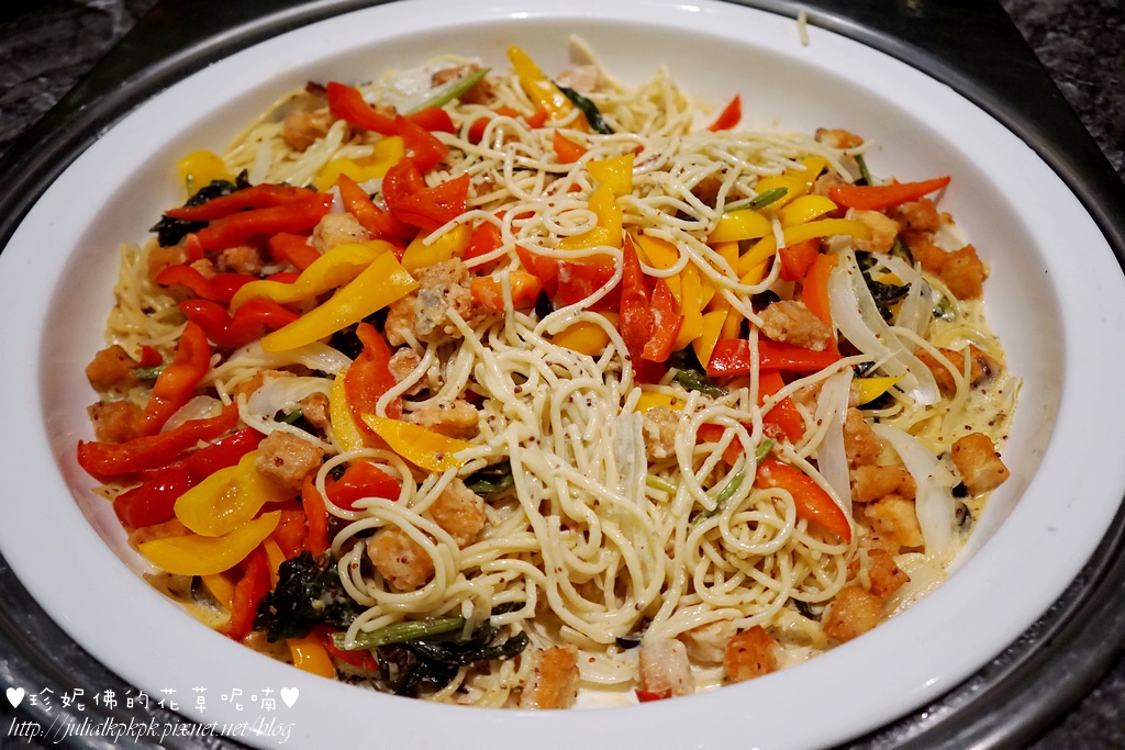 DSC08632 (菠菜鮭魚麵).JPG