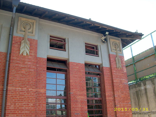 高雄武德殿(振武館)：文化公車遊趣(四)~武德殿及周邊