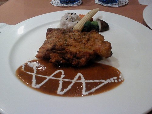 馬路三四味餐廳(文化店):馬路三四味-苓雅區青年一路4巷24號