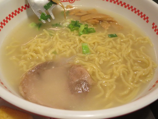 壽賀喜屋(大統店)：豚骨白湯の呼喚~   ..壽賀喜屋