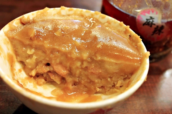 郭家肉粽:【高雄】佬佬也愛的寧采臣豬腳湯.郭家肉粽.桑尼瘦不了