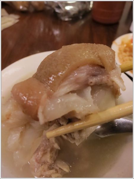 高雄-美食小吃-郭家肉粽、碗粿-豬腳肉