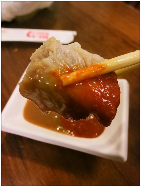 高雄-美食小吃-郭家肉粽、碗粿-瘦肉沾醬