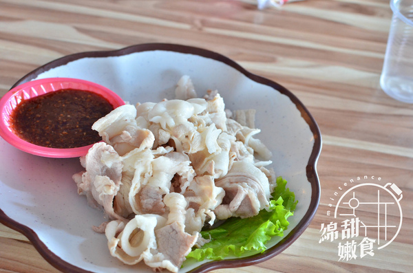 旗津萬三小吃部：『高雄||旗津』南台灣熱情海產-萬三小吃部