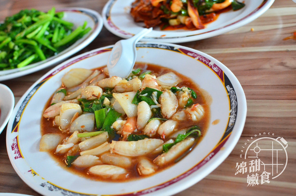 旗津萬三小吃部：『高雄||旗津』南台灣熱情海產-萬三小吃部