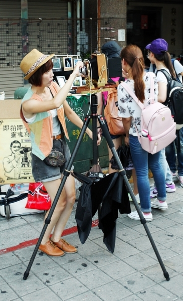 不一樣赤肉羹:【高雄】到旗津吃赤肉看海角八號.不一樣赤肉羹.桑尼瘦不了