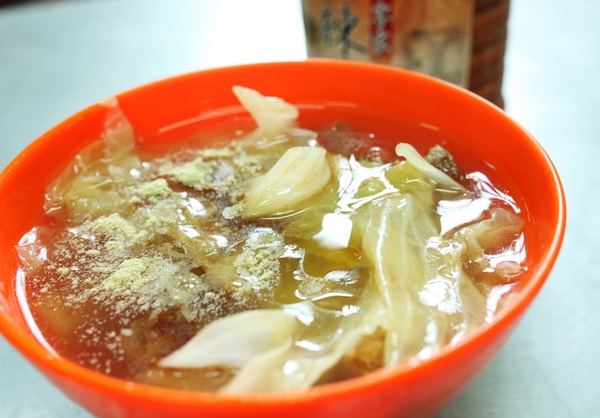 不一樣赤肉羹:【高雄】到旗津吃赤肉看海角八號.不一樣赤肉羹.桑尼瘦不了