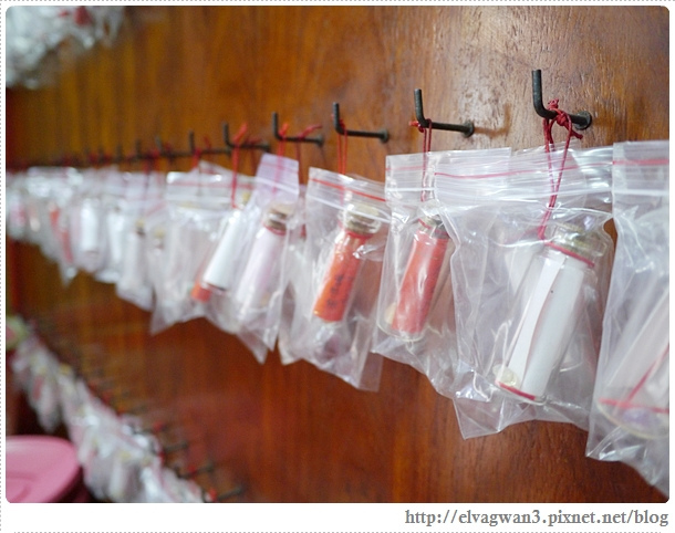 祀典武廟-關聖帝君-月老祠-月老廟-月老廟-台南武廟月老-求姻緣-紅線-寫信給月老-郵筒-急件-牽紅線-情人節-武廟阿嬤炭烤三明治-18-058-1