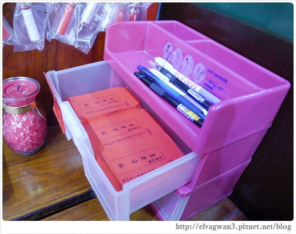 祀典武廟-關聖帝君-月老祠-月老廟-月老廟-台南武廟月老-求姻緣-紅線-寫信給月老-郵筒-急件-牽紅線-情人節-武廟阿嬤炭烤三明治-23-050-1