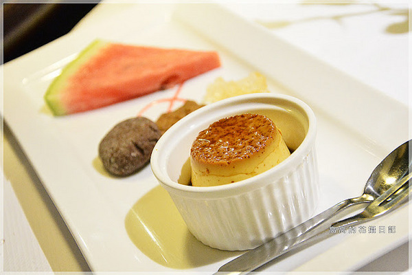 新國際西餐廳:【高雄】前金區。新國際西餐廳