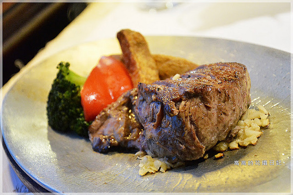 新國際西餐廳:【高雄】前金區。新國際西餐廳