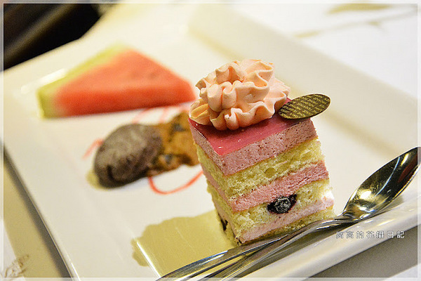 新國際西餐廳:【高雄】前金區。新國際西餐廳