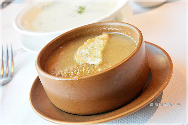 新國際西餐廳:【高雄】前金區。新國際西餐廳