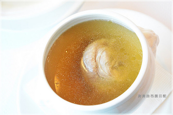 新國際西餐廳:【高雄】前金區。新國際西餐廳