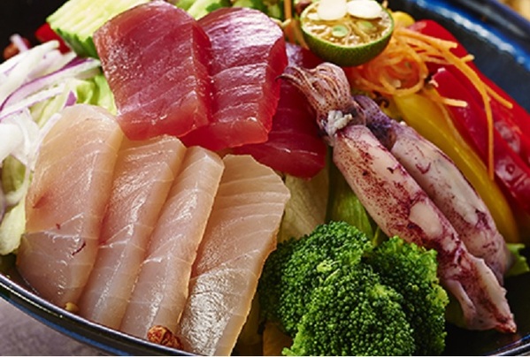 河邊海鮮餐廳(市中店):河邊海鮮餐廳-前金區市中一路276號