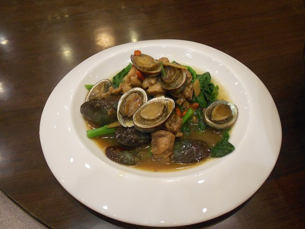 河邊海鮮餐廳(市中店):河邊海鮮餐廳-前金區市中一路276號