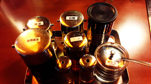 らあめん花月嵐拉麵(信義威秀店)：【羽諾食記】花月嵐