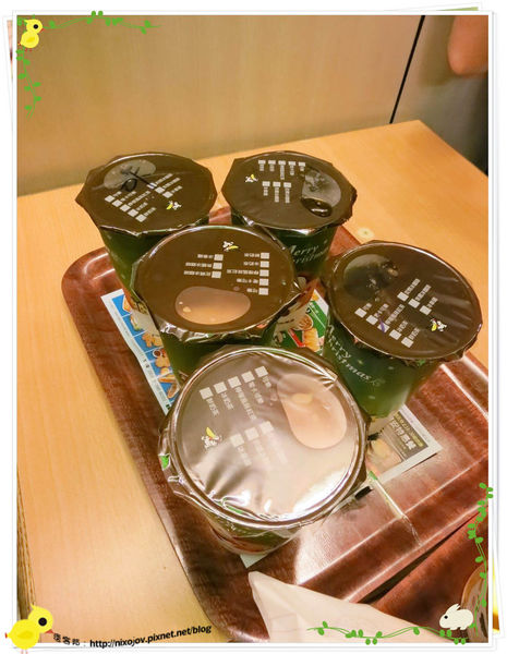 高雄-不像速食店的速食店-丹丹漢堡-餐點上桌