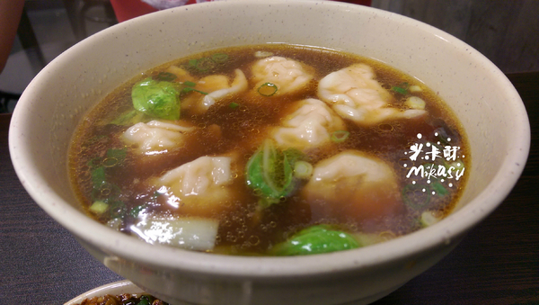 王記牛肉麵:【高雄/食﹡前鎮】瑞隆路美食特輯..王記牛肉麵