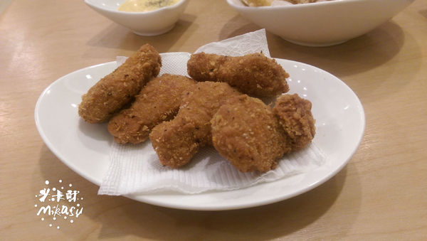 鬆餅先生(三多店):【高雄/食﹡前鎮】素食館新出發.墨西哥捲餅超對味.鬆餅先生