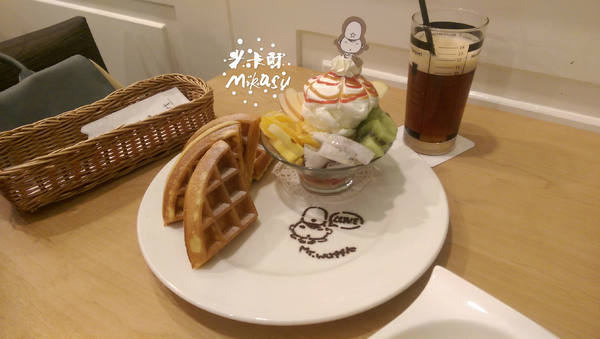 鬆餅先生(三多店):【高雄/食﹡前鎮】素食館新出發.墨西哥捲餅超對味.鬆餅先生