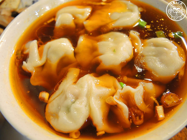 北平龍門客棧餃子館：呷飽祙【台北中正･龍門客棧餃子館】晚上才營業的餃子店