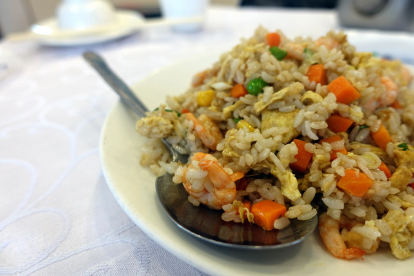 北平上園樓(山西餐廳)：(胖樺食記)老字號台菜「北平上園樓」，中正區近捷運善導寺站美食推薦