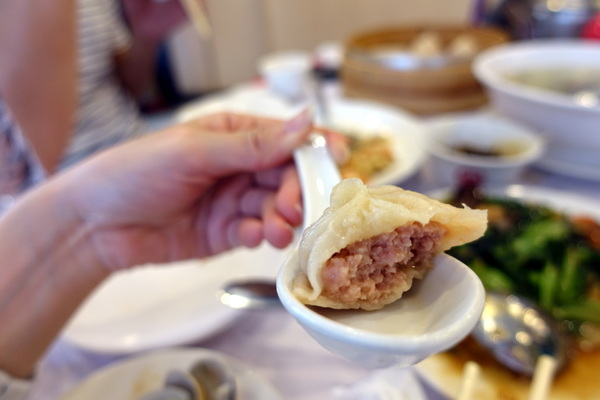 北平上園樓(山西餐廳)：(胖樺食記)老字號台菜「北平上園樓」，中正區近捷運善導寺站美食推薦