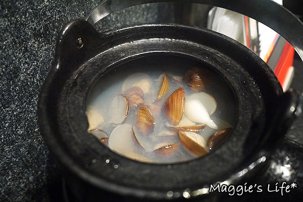 ikki藝奇新日本料理(台北衡陽店):台北美食。捷運台北車站【藝奇ikki新日本料理-台北衡陽店】◆高CP值日本料理。日本美食