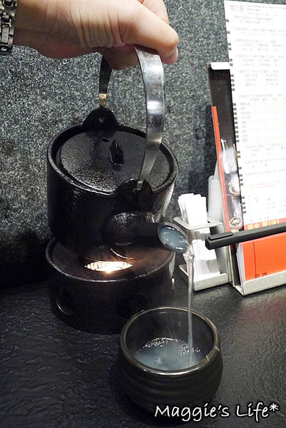 ikki藝奇新日本料理(台北衡陽店):台北美食。捷運台北車站【藝奇ikki新日本料理-台北衡陽店】◆高CP值日本料理。日本美食