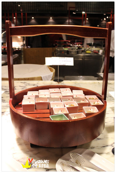 欣葉日本料理(館前店):台北中正區|近台北車站晚餐時段各式料理吃到飽『欣葉日本料理』 生魚片 牛排 烤魚下巴 螃蟹 國民旅遊卡 推薦 好吃 餐廳 聚餐