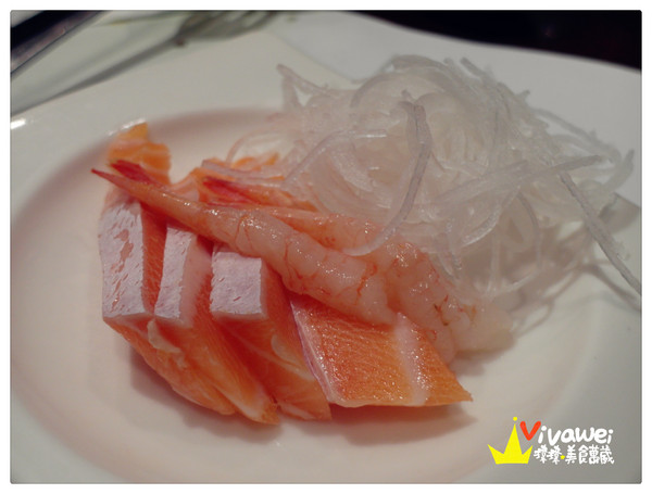 欣葉日本料理(館前店):台北中正區|近台北車站晚餐時段各式料理吃到飽『欣葉日本料理』 生魚片 牛排 烤魚下巴 螃蟹 國民旅遊卡 推薦 好吃 餐廳 聚餐