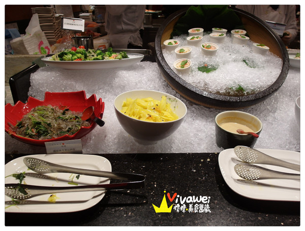 欣葉日本料理(館前店):台北中正區|近台北車站晚餐時段各式料理吃到飽『欣葉日本料理』 生魚片 牛排 烤魚下巴 螃蟹 國民旅遊卡 推薦 好吃 餐廳 聚餐