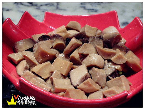 欣葉日本料理(館前店):台北中正區|近台北車站晚餐時段各式料理吃到飽『欣葉日本料理』 生魚片 牛排 烤魚下巴 螃蟹 國民旅遊卡 推薦 好吃 餐廳 聚餐