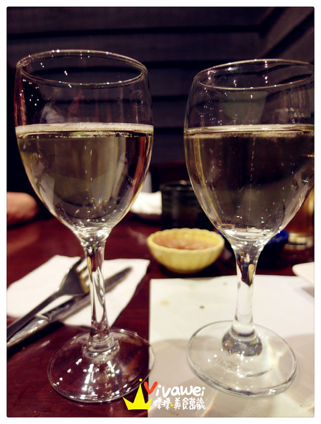 欣葉日本料理(館前店):台北中正區|近台北車站晚餐時段各式料理吃到飽『欣葉日本料理』 生魚片 牛排 烤魚下巴 螃蟹 國民旅遊卡 推薦 好吃 餐廳 聚餐